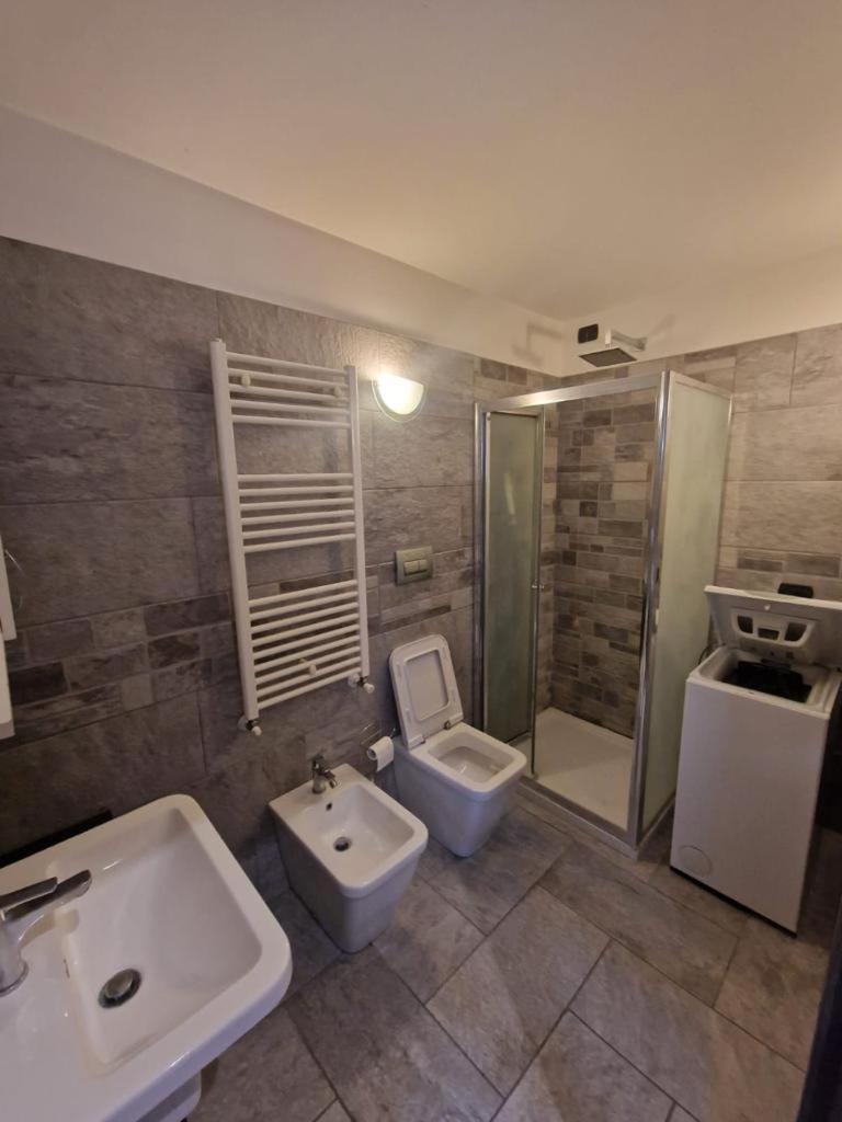 Apartamento Mia Casa Monza Exterior foto